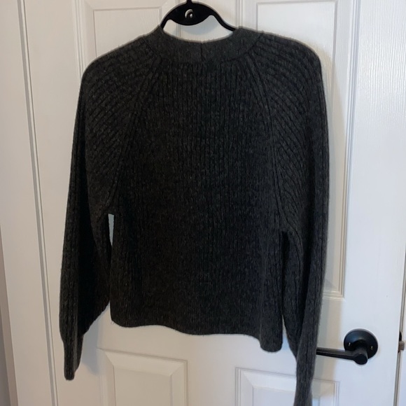 Wool blend short cardigan, size L, charcoal blend in colour - Picture 3 of 6